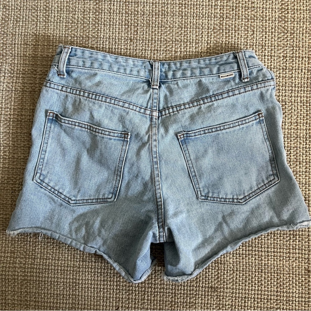 Billabong Hi-Rise Distressed Denim Shorts - Picture 4 of 6